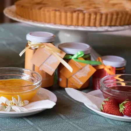 Фермерский дом Tenuta Arangio Agriturismo Vendicari Каза-Маккари