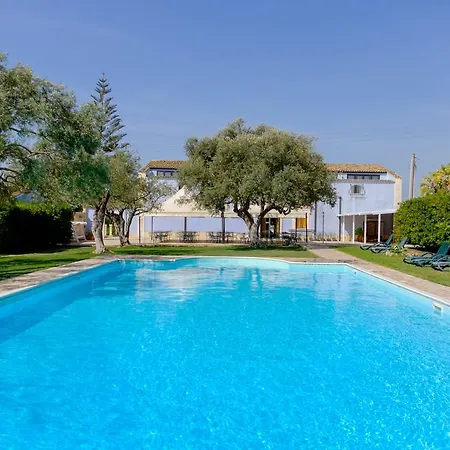 Фермерский дом Tenuta Arangio Agriturismo Vendicari Каза-Маккари